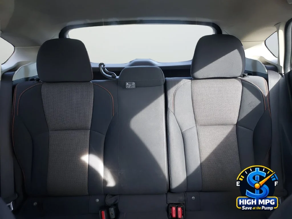Used 2019 Silver Subaru 2.0i Premium image 30
