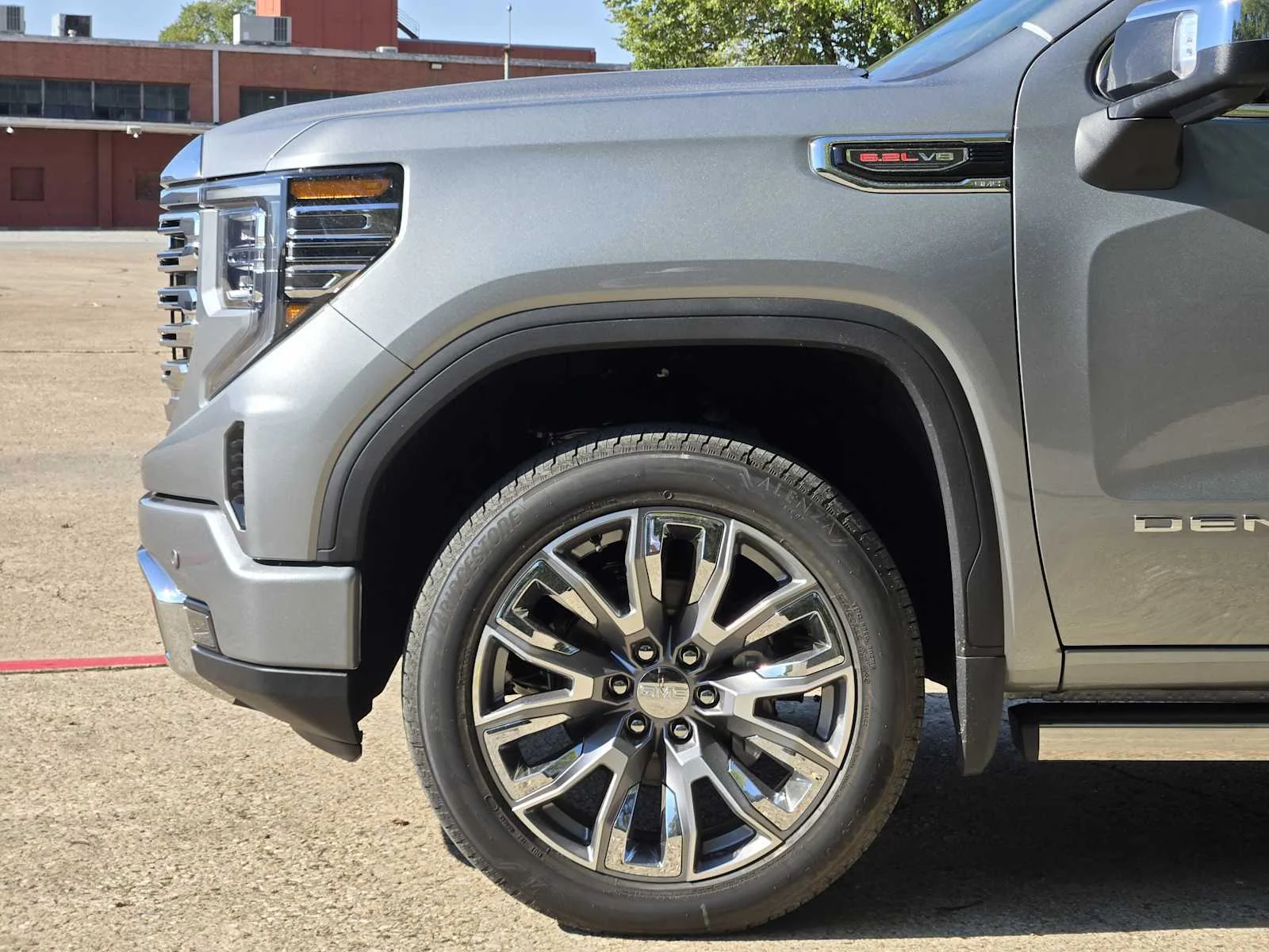 2026 GMC Sierra 1500 Denali - Photo 6