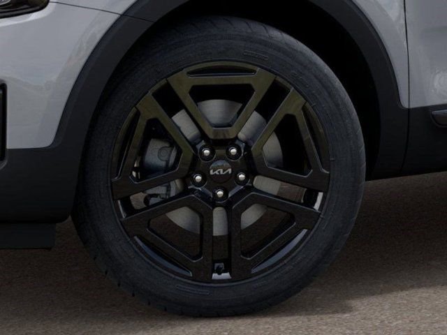 Certified Used 2025 Gray Kia SX X-Line image 10