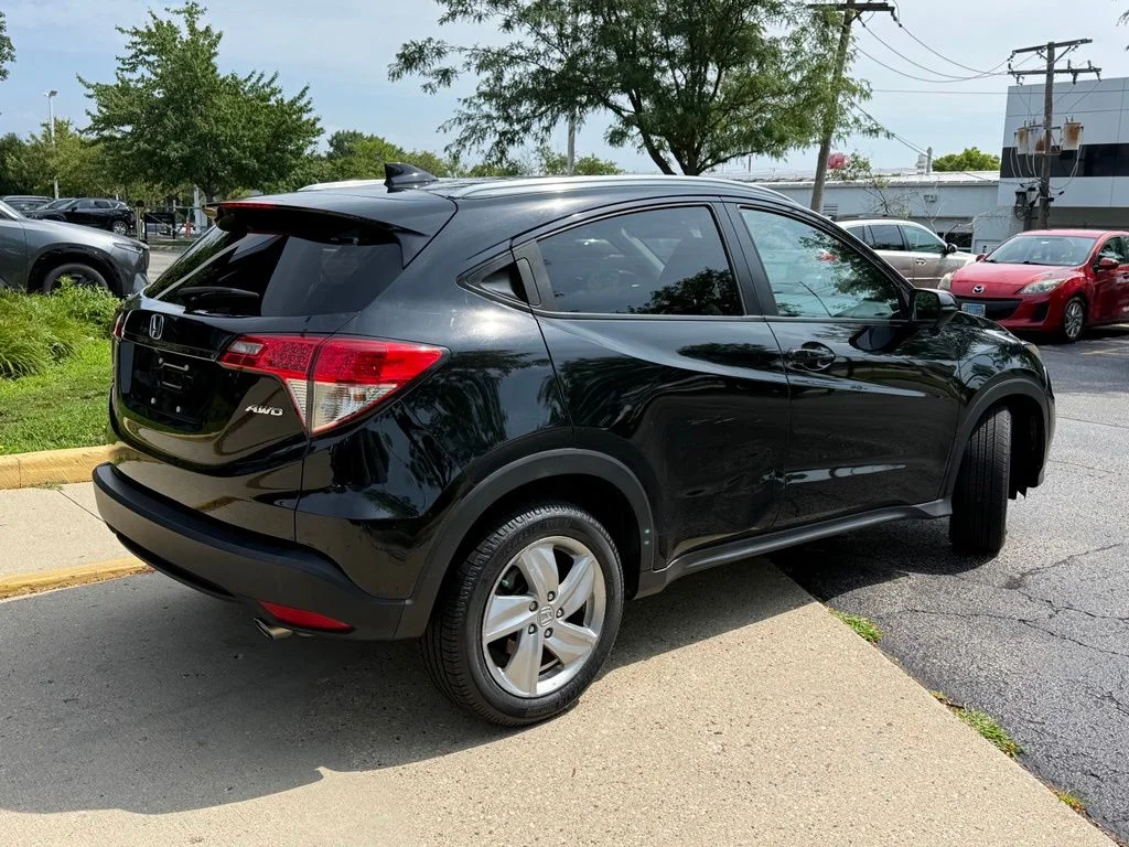 Used 2019 Black Honda EX image 7