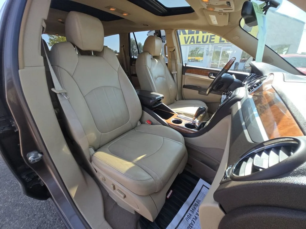 Used 2008 COCOA METALLIC Buick CXL image 36