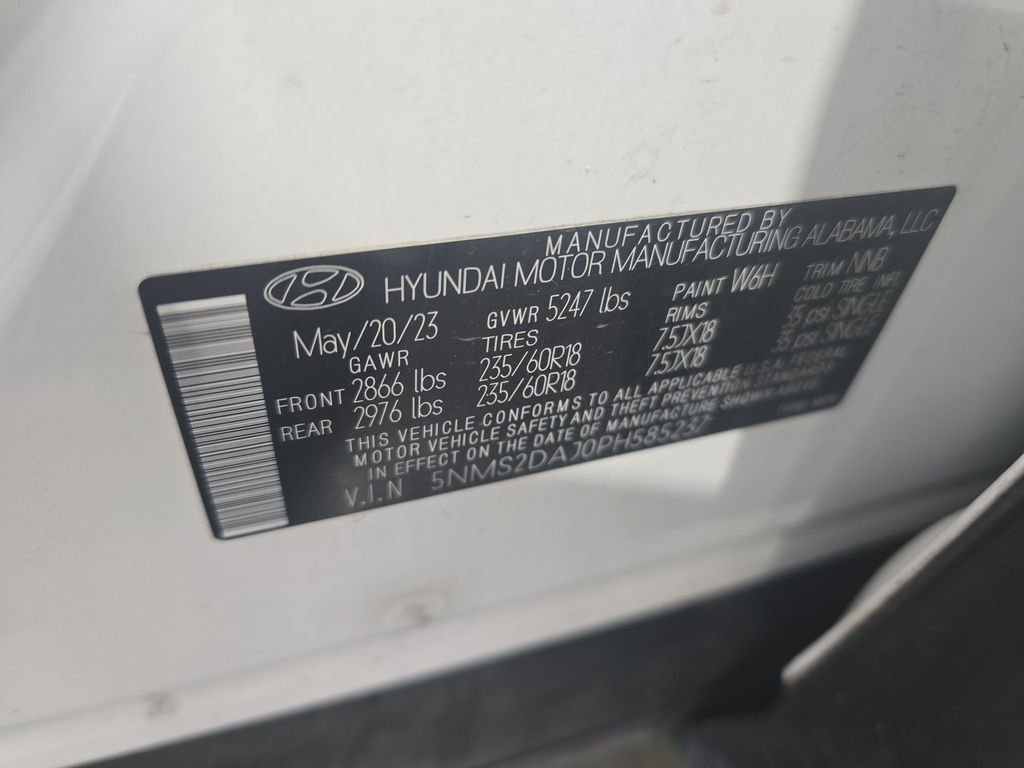 Used 2023 White Hyundai SEL image 25