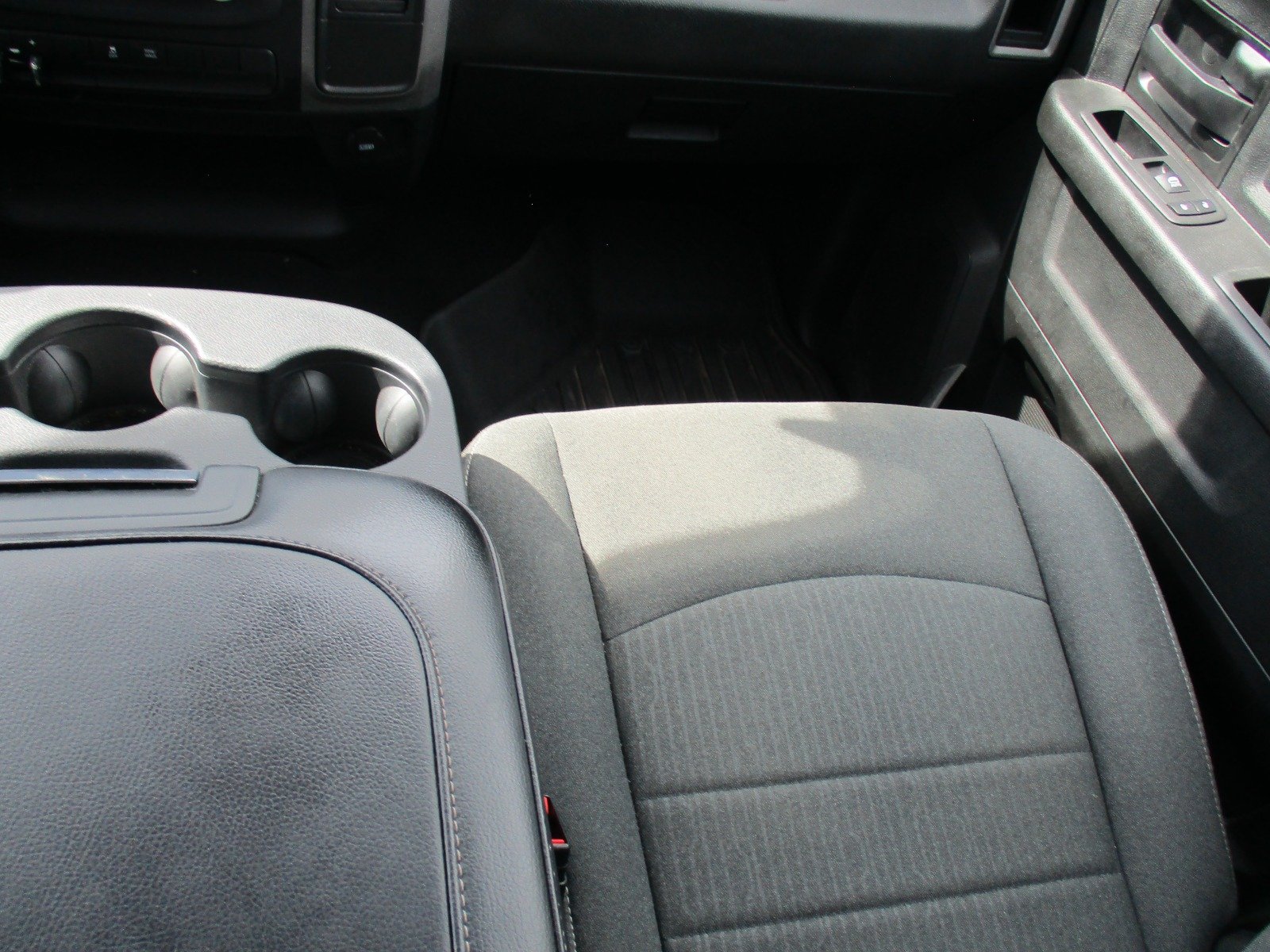 Used 2023 GRANITE Ram Tradesman image 19