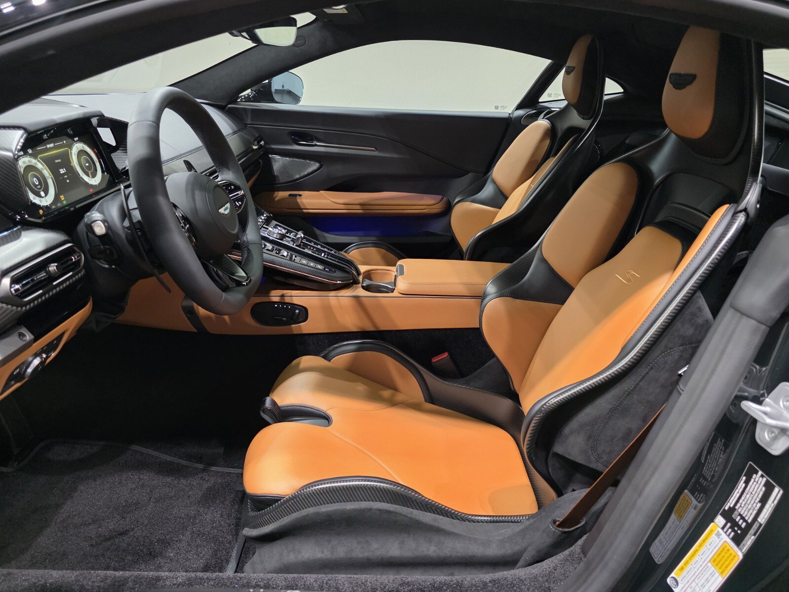 2026 Aston Martin Vantage Base - Photo 17