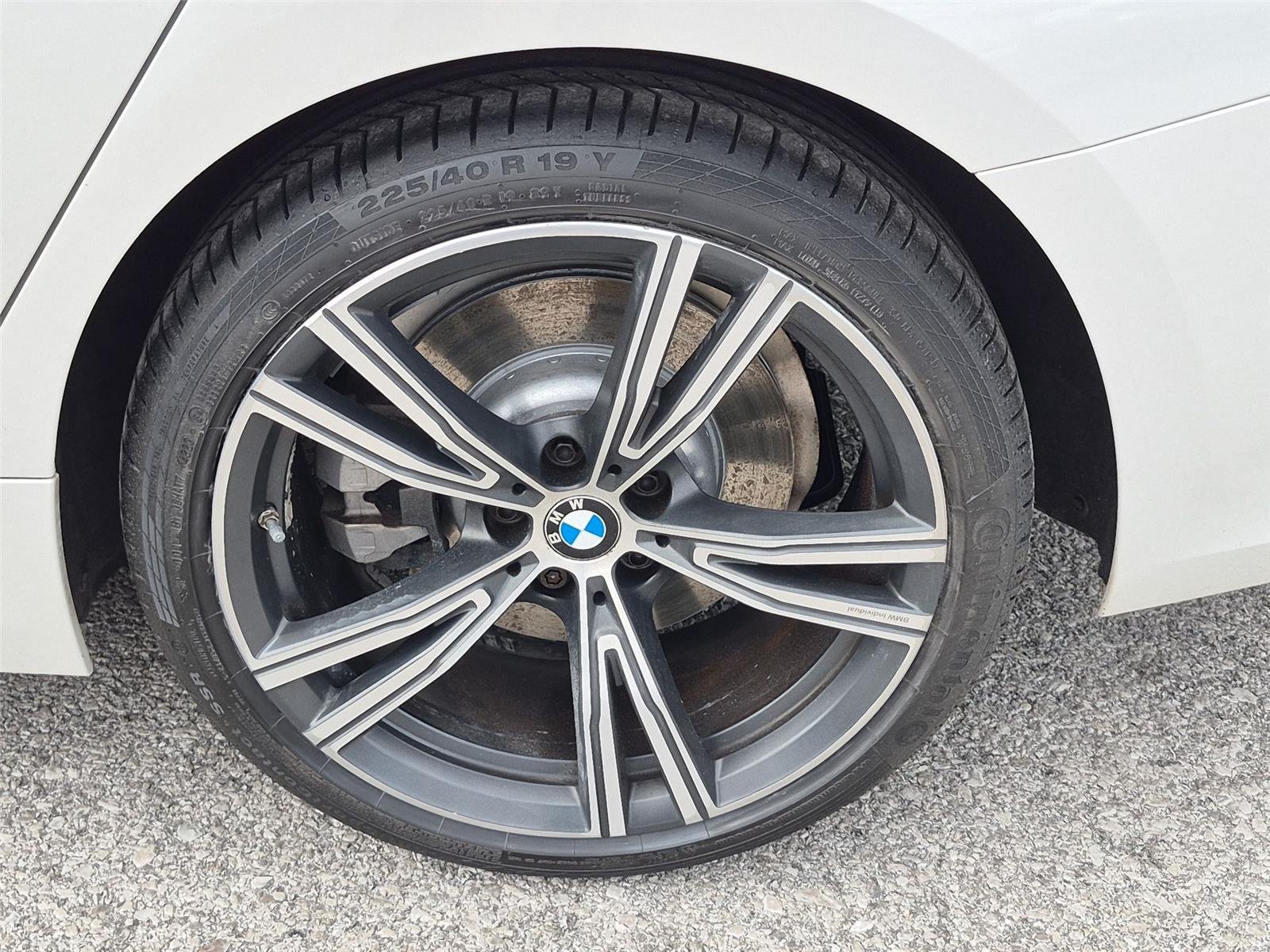 Used 2022 Mineral White Metallic BMW 330i xDrive image 9