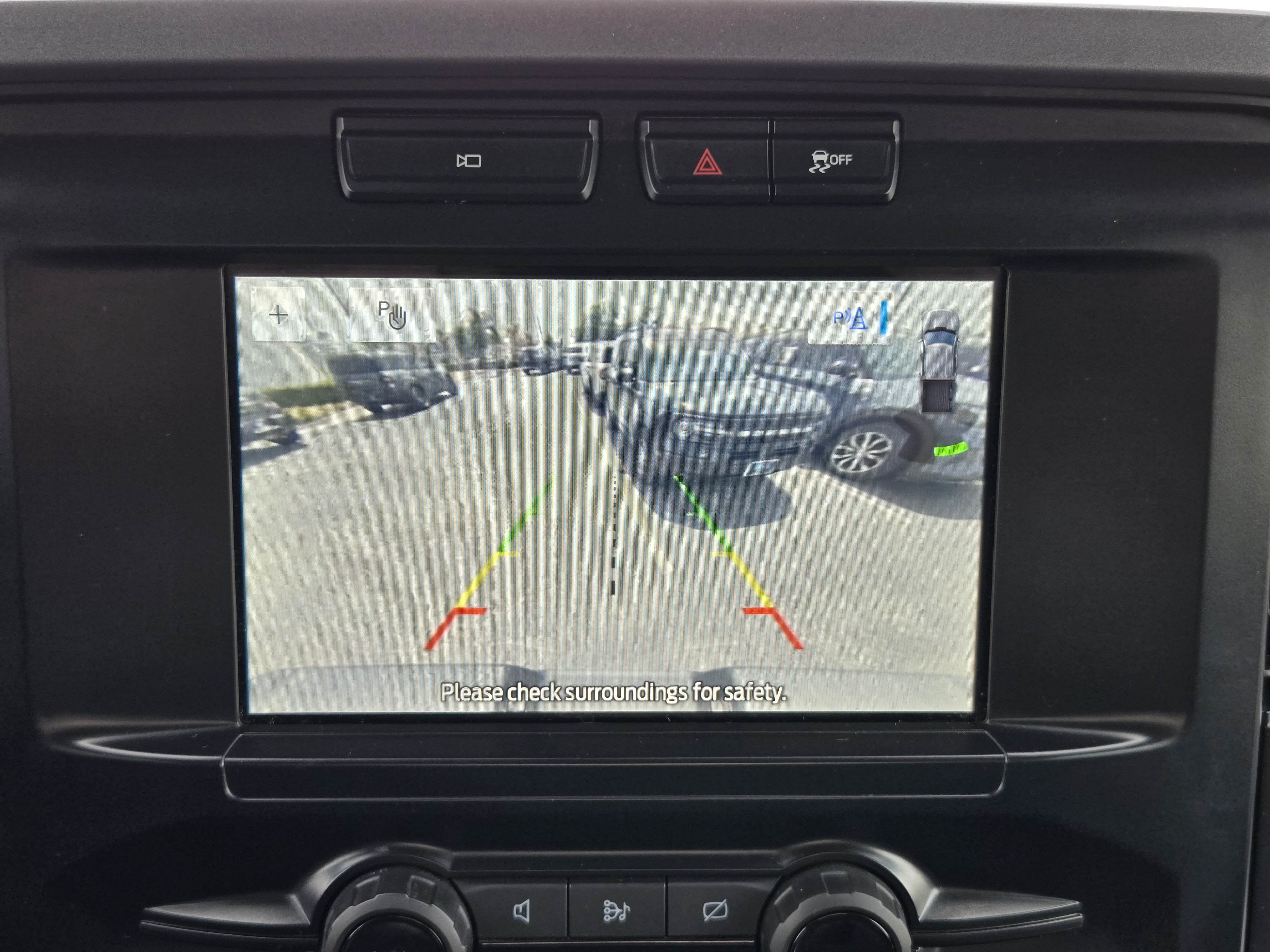 Used 2023 Silver Ford XLT image 15