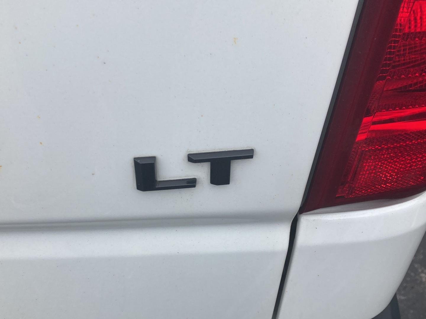 Used 2021 Summit White Chevrolet LT image 11