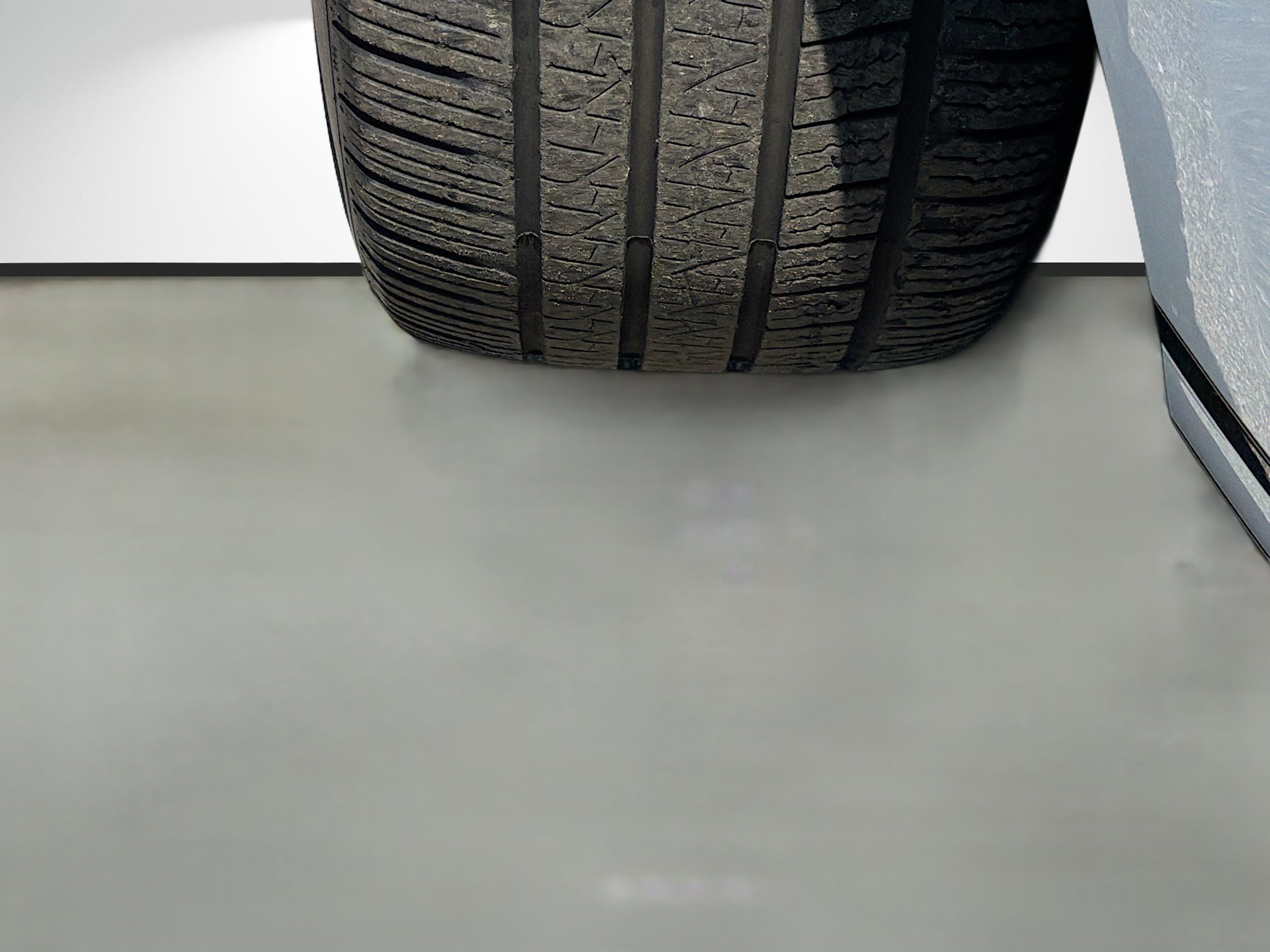 Certified Used 2024 Fuji White Land Rover Dynamic SE image 41