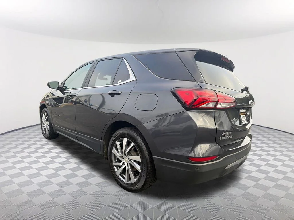 Used 2022 Gray Chevrolet LT image 7