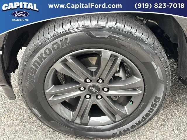 Used 2023 Black Ford Lariat image 13
