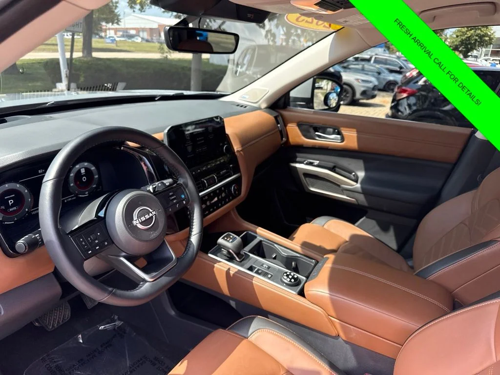 Used 2025 Boulder Gray Nissan Platinum image 50