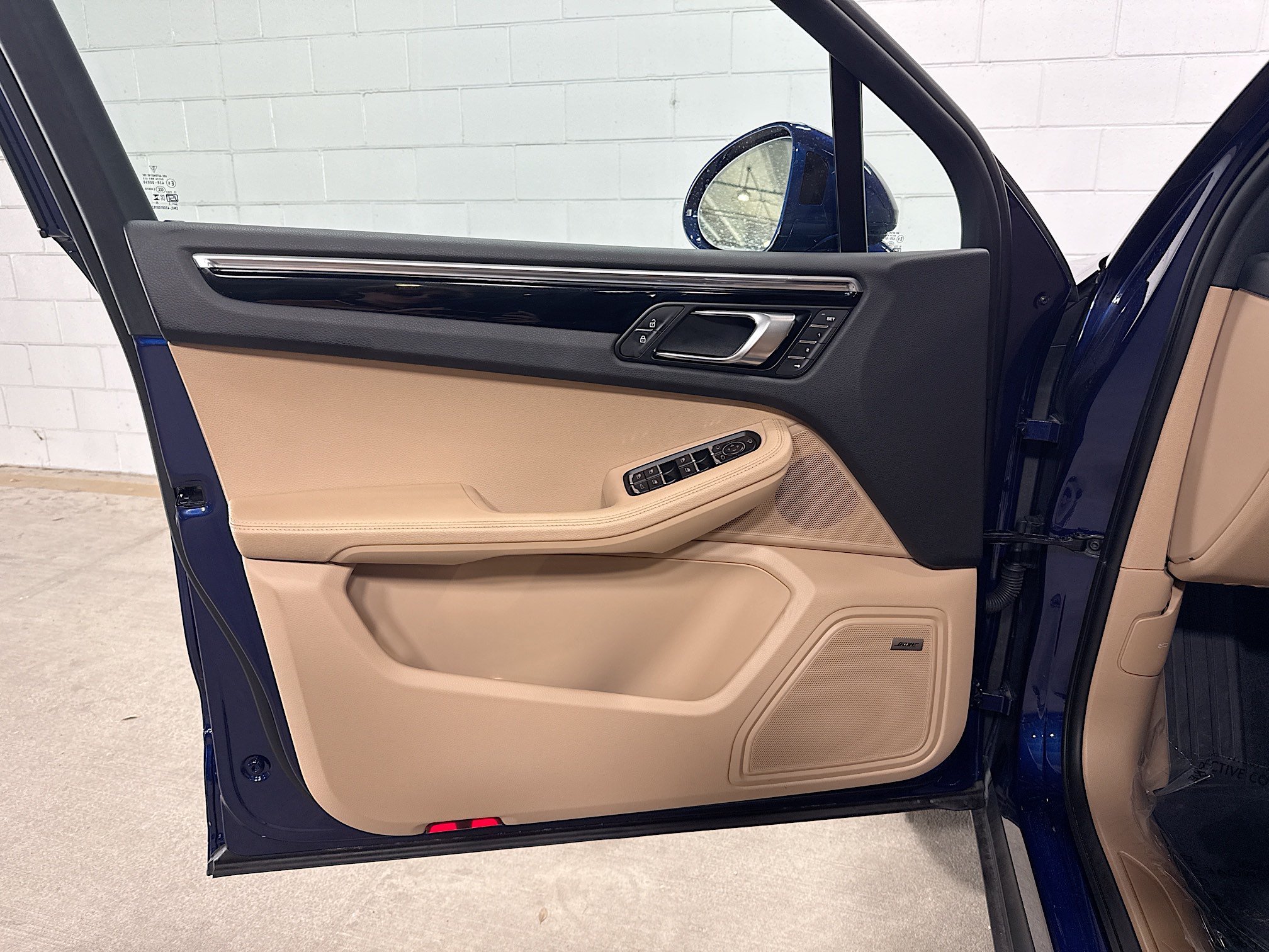 Certified Used 2026 Gentian Blue Metallic Porsche  image 22