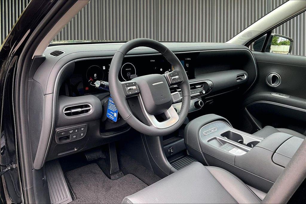 New 2026 Abyss Black Pearl Hyundai SEL Premium image 7