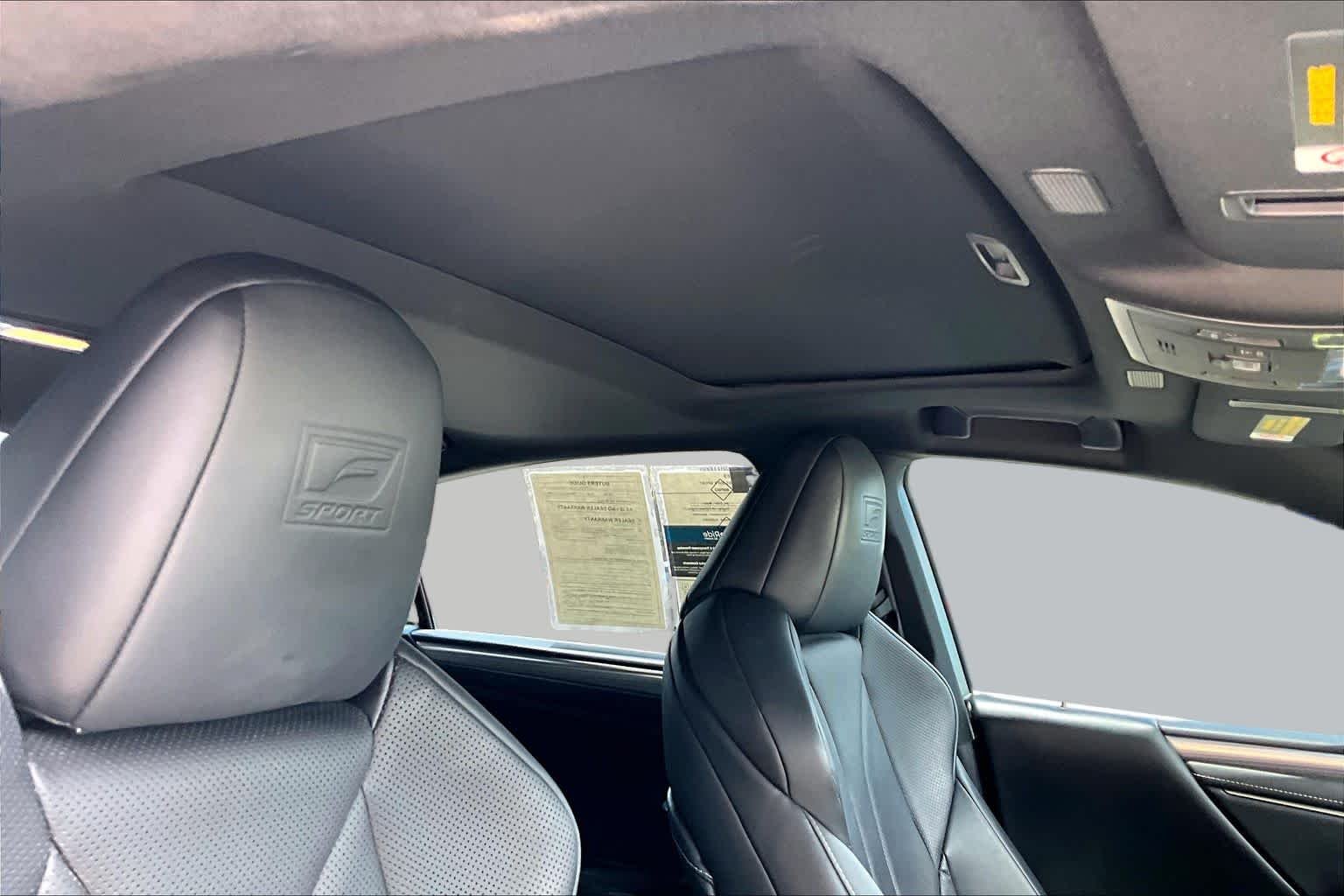 Used 2019 Ultra White Lexus F SPORT image 14