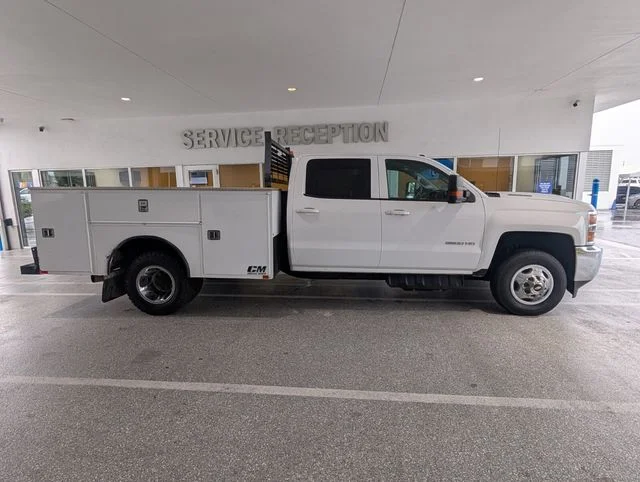 Used 2018 White Chevrolet LT image 8
