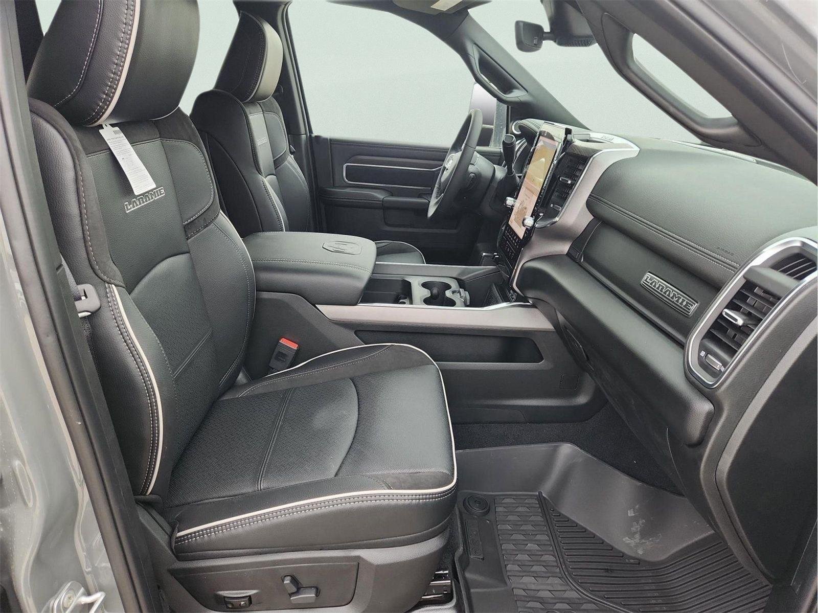 New 2026 Ceramic Gray Clear-Coat Exterior Paint RAM Laramie image 15