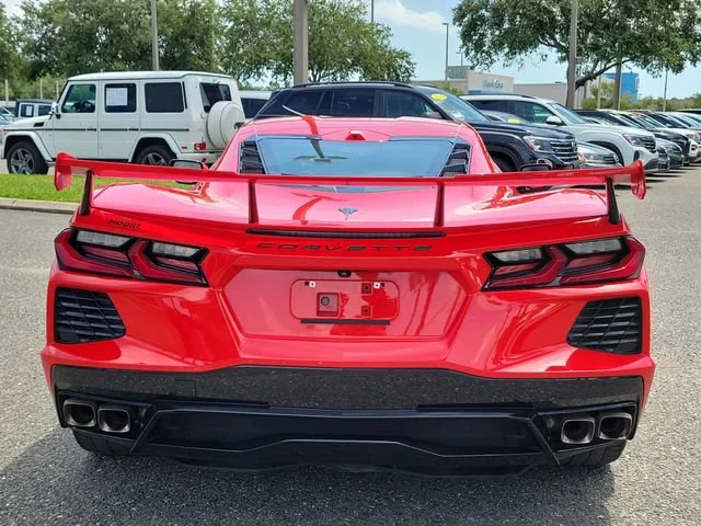 2024 Chevrolet Corvette 2LT - Photo 9