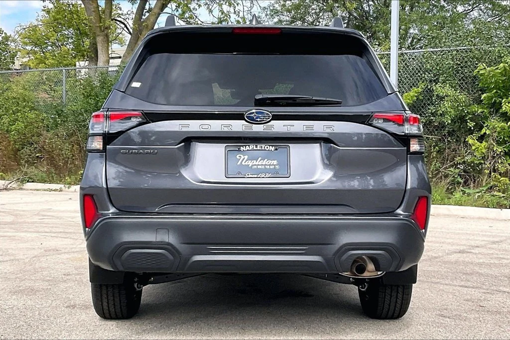 New 2026 MAGNETITE GRAY METALLIC Subaru Premium image 4