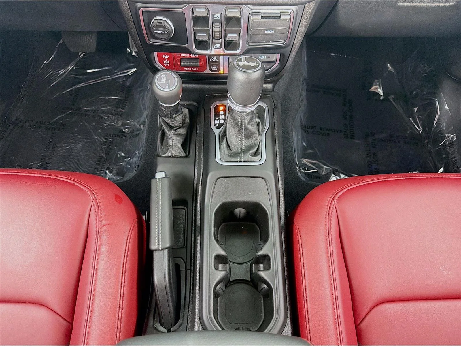 2024 Jeep Wrangler 4-Door Rubicon 392 - Photo 17
