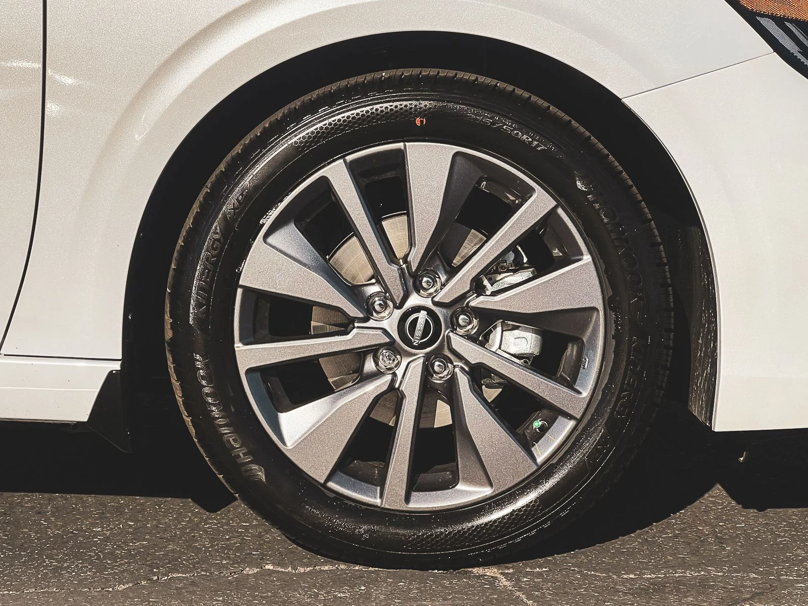 2026 Nissan Sentra SL - Photo 4