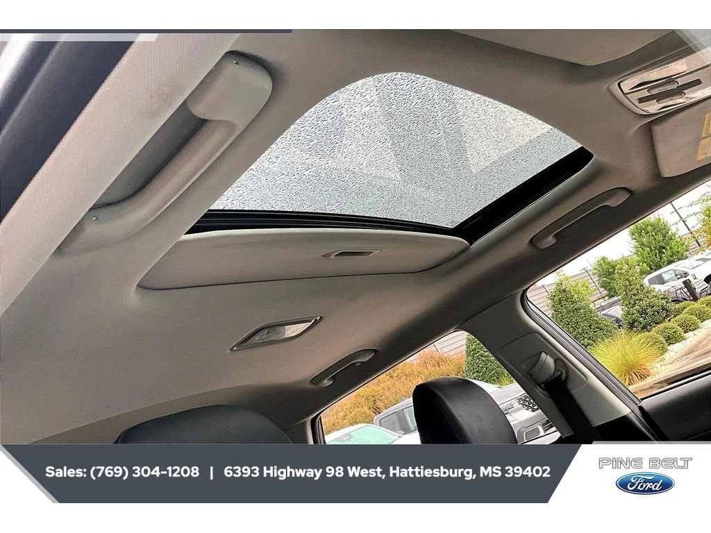 Used 2023 Gravity Gray Kia GT-Line image 16