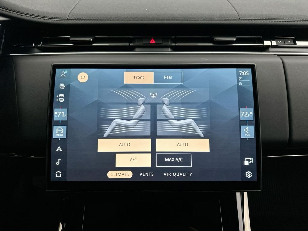 Used 2024 Fuji White Land Rover SE image 25