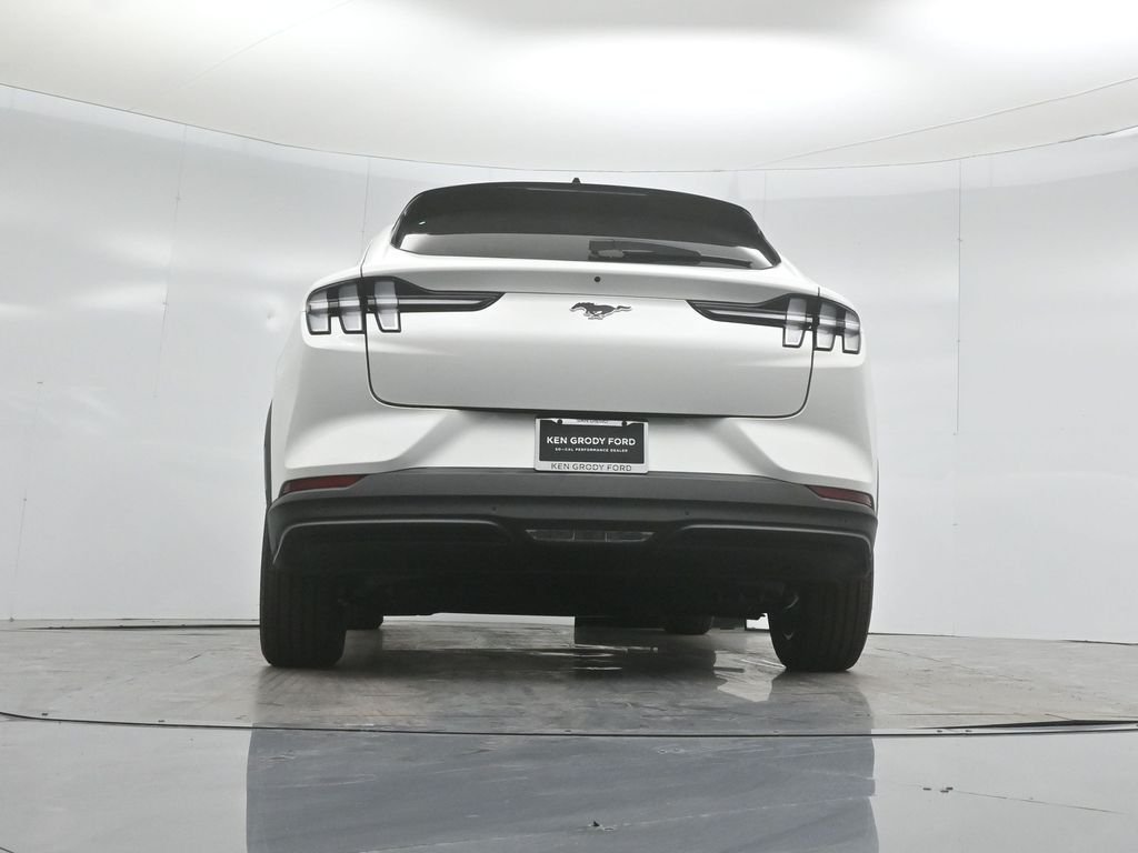 New 2026 Star White Metallic Tri-coat Ford Select image 46