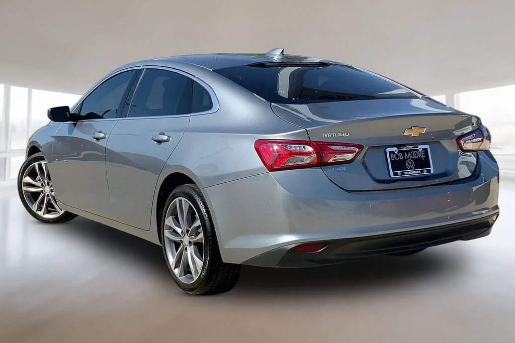 Used 2023 Sterling Gray Metallic Chevrolet LT image 13