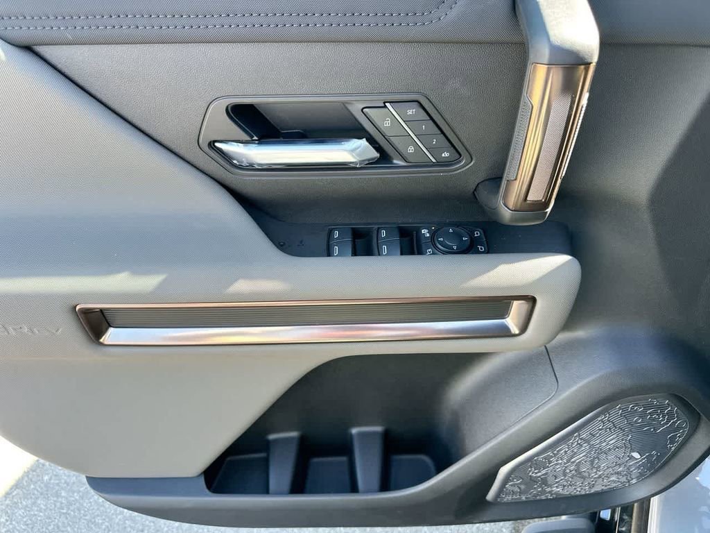 2025 GMC HUMMER EV 3X - Photo 24