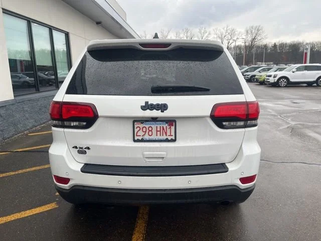 Certified Used 2020 Bright White Clearcoat Jeep Upland image 4