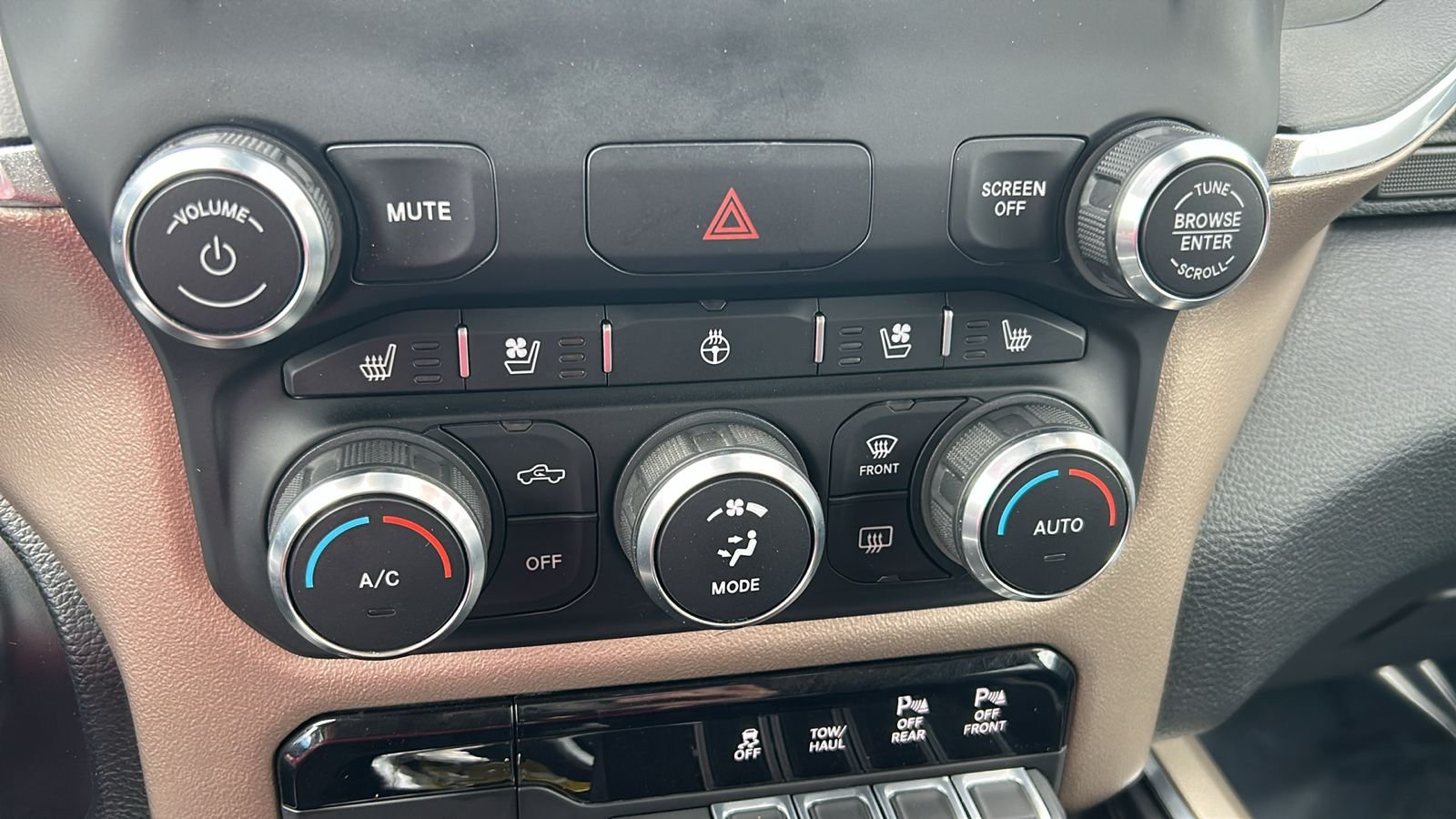 Used 2022 Red Ram Laramie image 26
