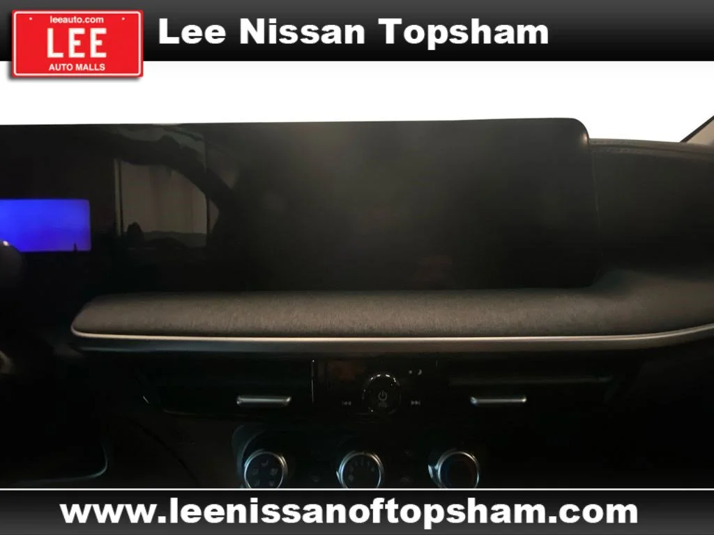 Used 2025 Super Black Nissan SV image 11