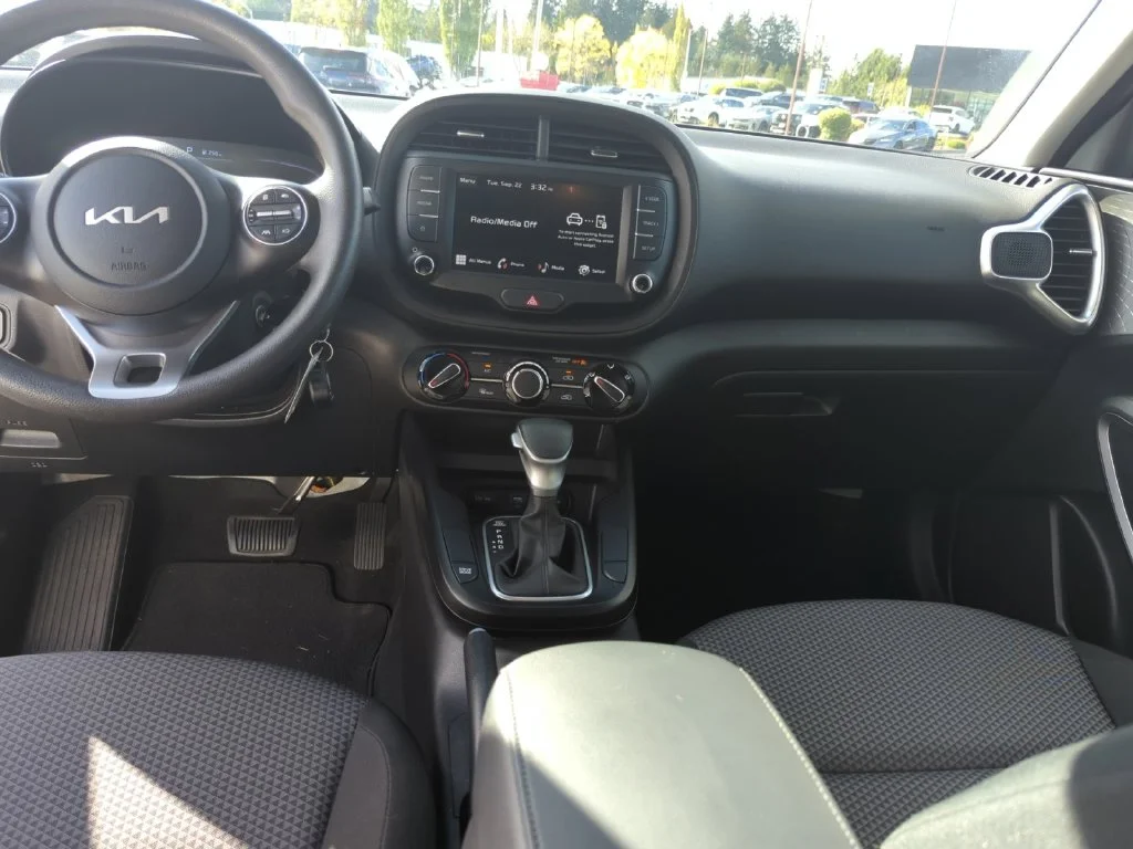 Used 2023 White Kia LX image 14