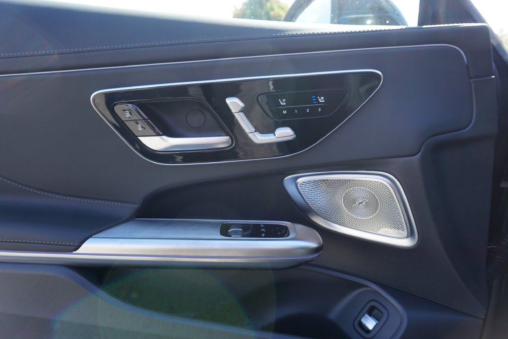 New 2027 Obsidian Black Metallic Mercedes-Benz AMG® CLE 53 4MATIC+ Coupe image 10