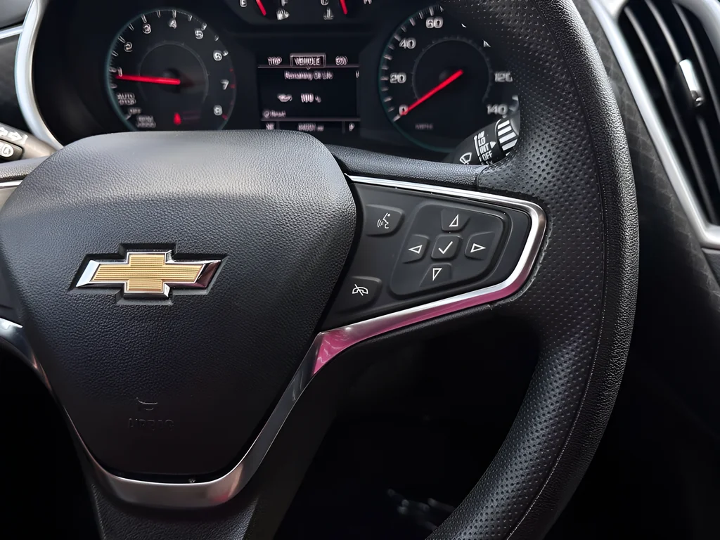 Used 2024 White Chevrolet LT image 12