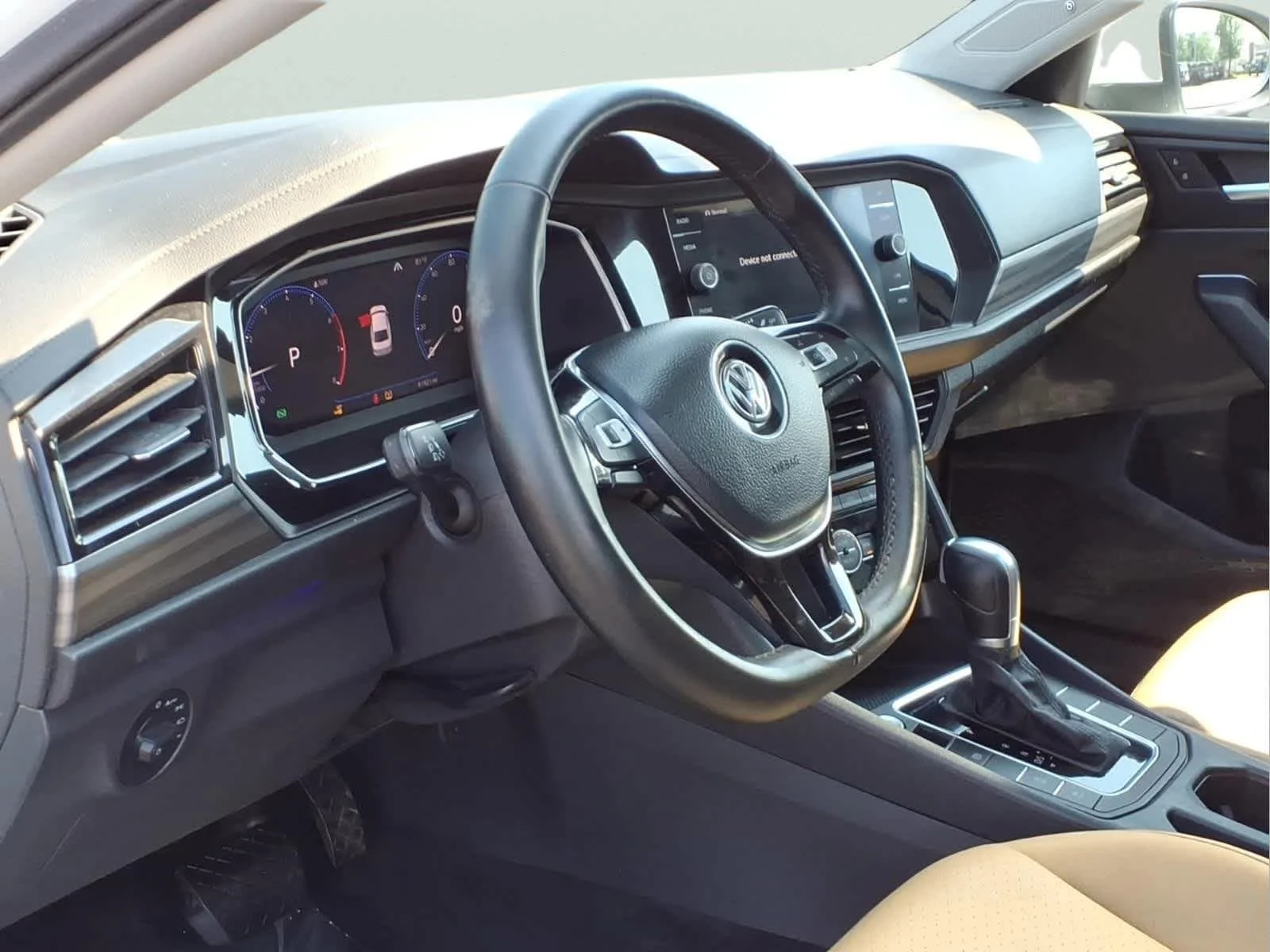 Used 2019 Pure White Volkswagen SEL image 14