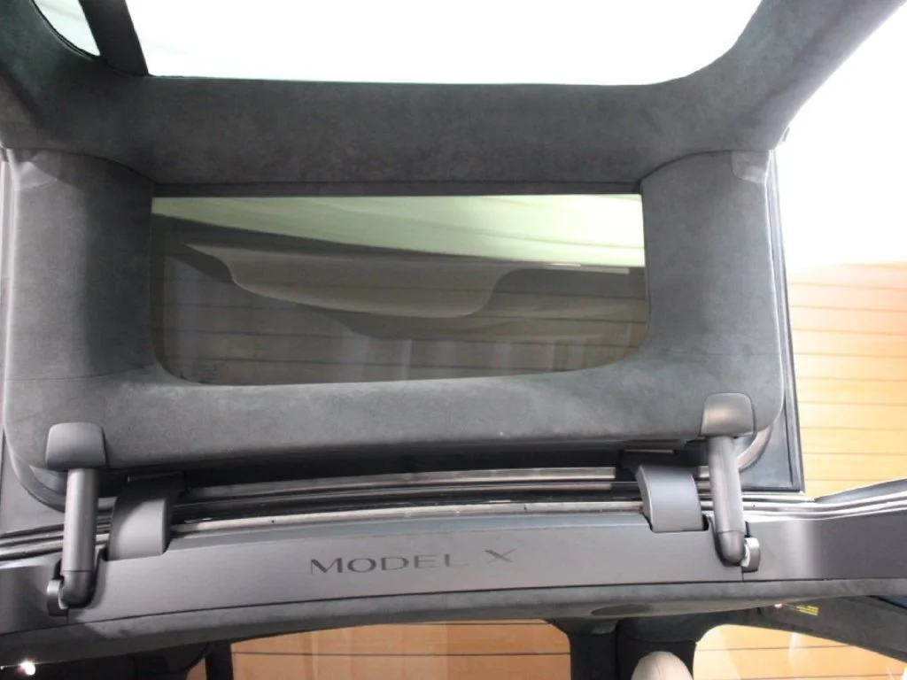 Used 2023 Pearl White Multi-Coat Tesla 7 Seater AWD image 11