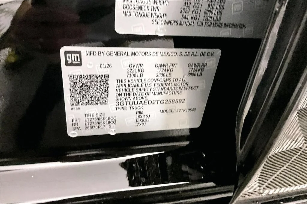 New 2026 Onyx Black GMC Pro image 9