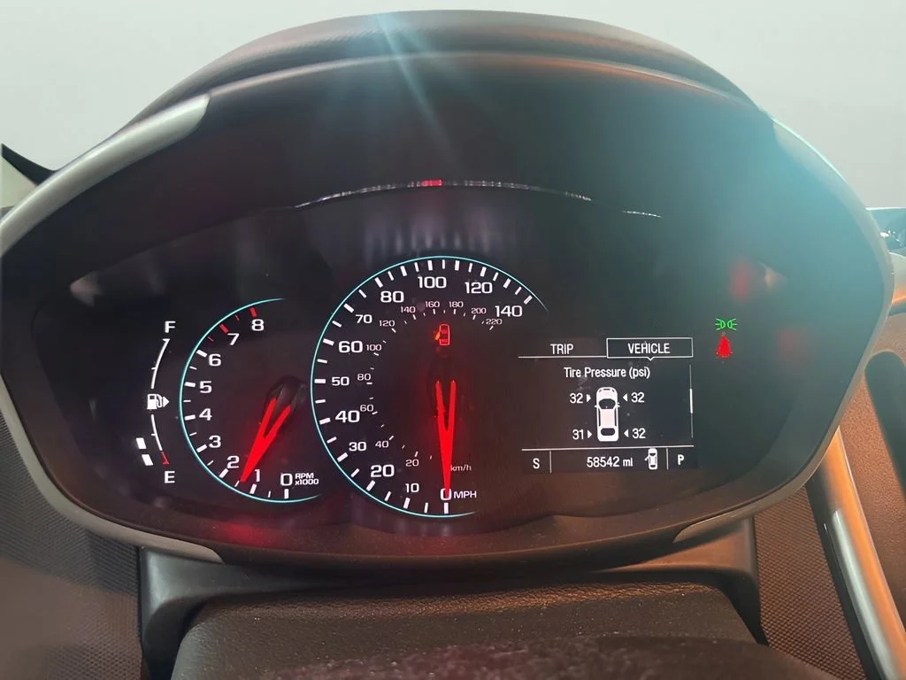 Used 2017 SUMMIT WHITE Chevrolet Premier image 7