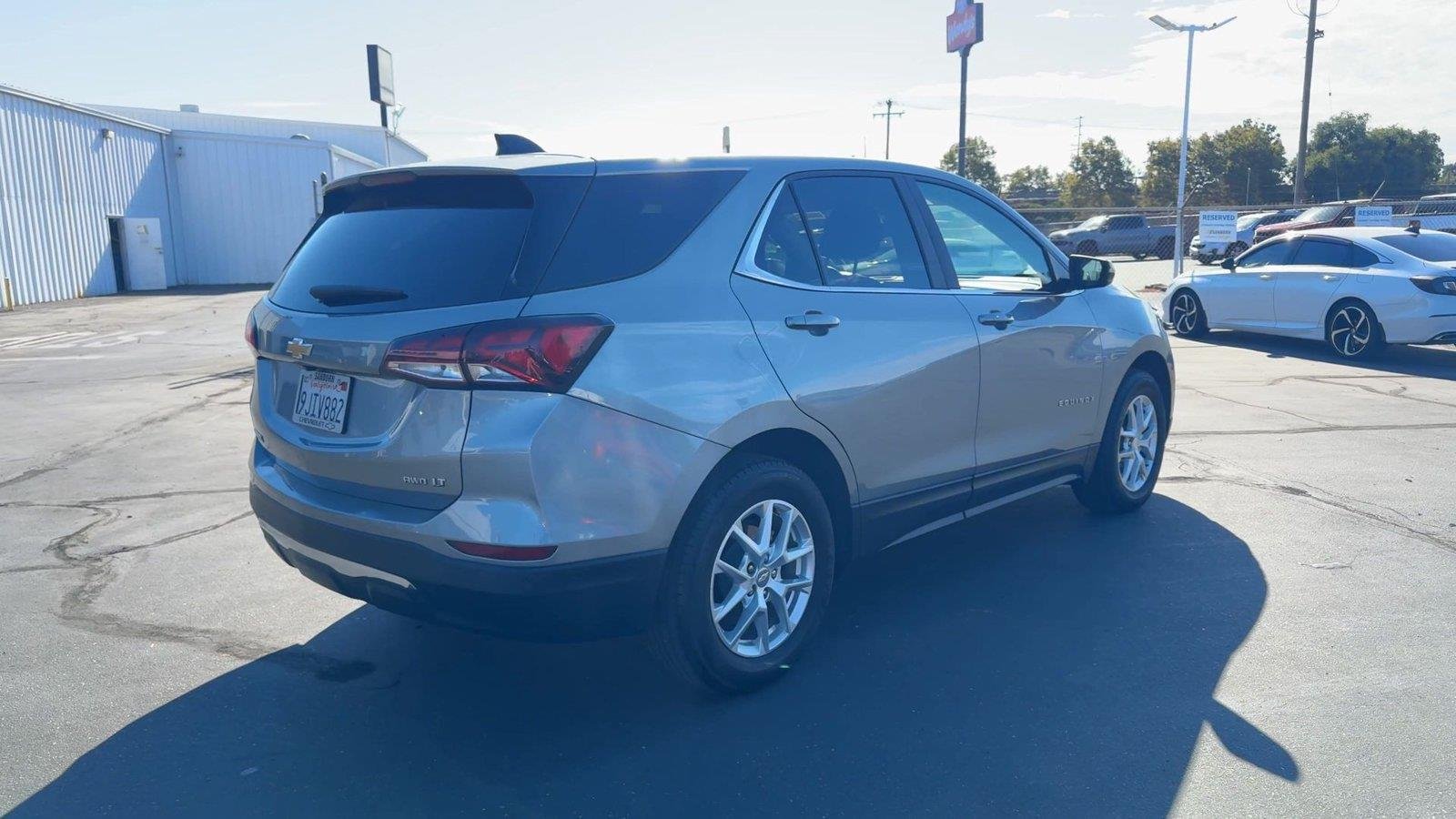2023 Chevrolet Equinox LT - Photo 8