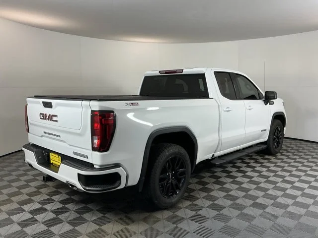 Used 2022 Summit White GMC Elevation image 4