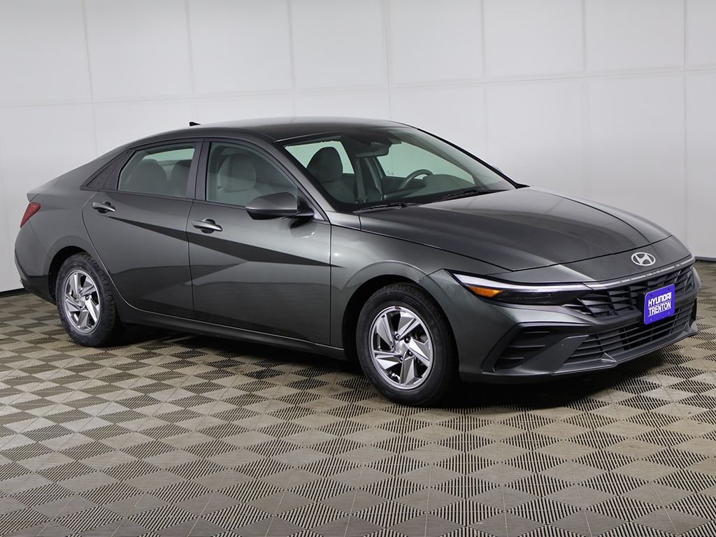 Used 2024 Hyundai Elantra SE with VIN KMHLL4DG3RU635492 for sale in Ewing Township, NJ