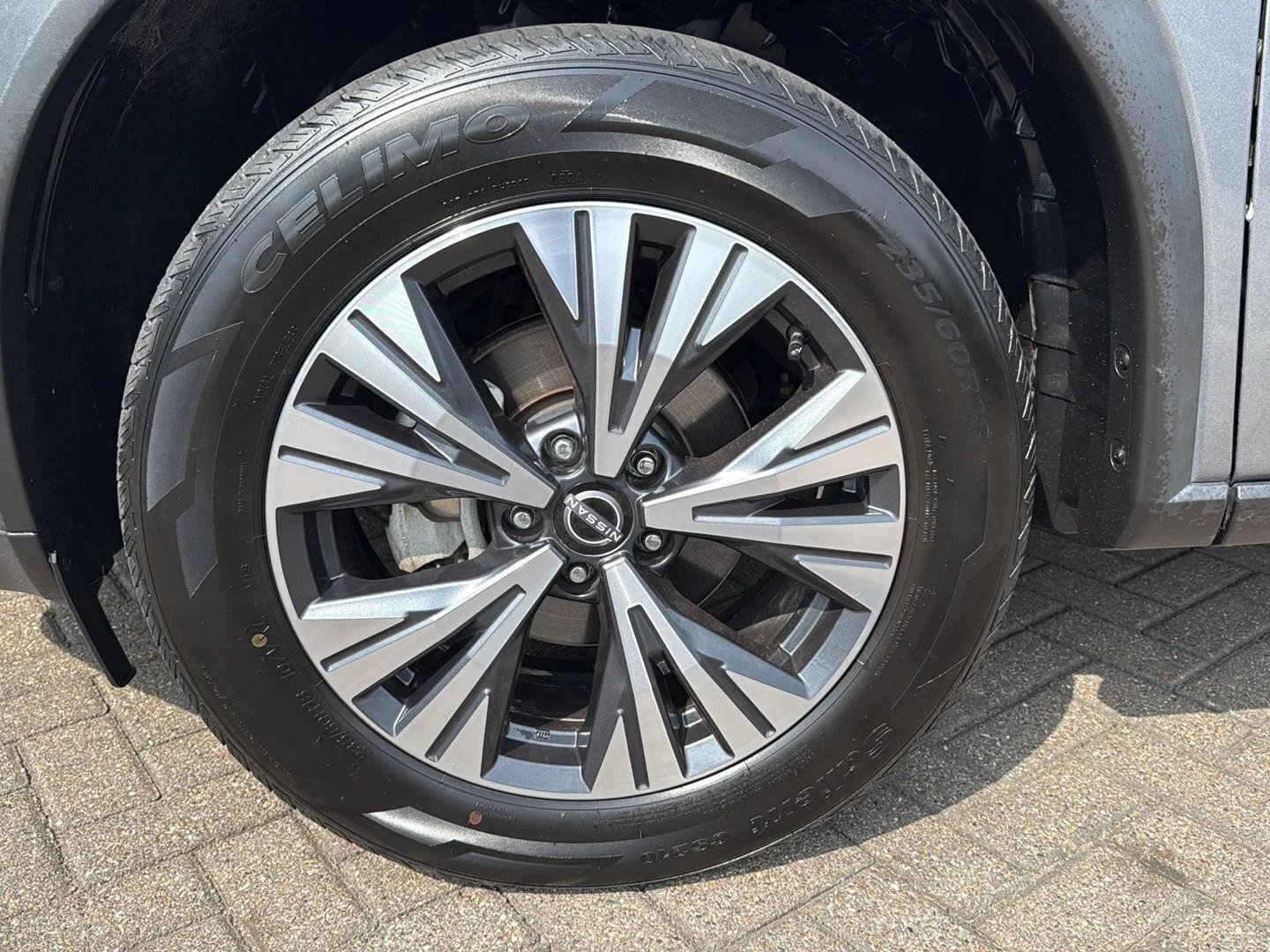 Used 2023 Gun Metallic Nissan SV image 9