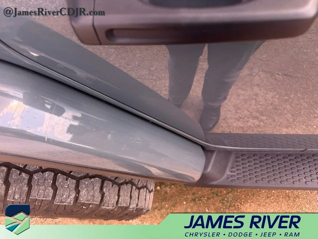 Used 2024 Gray Jeep Rubicon X image 8