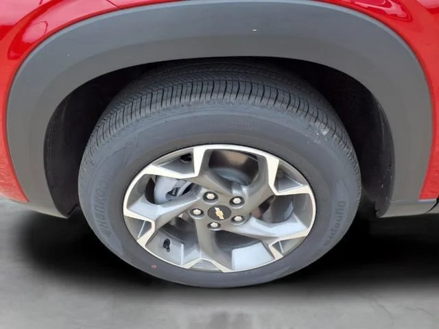 2026 Chevrolet Trax LT - Photo 29