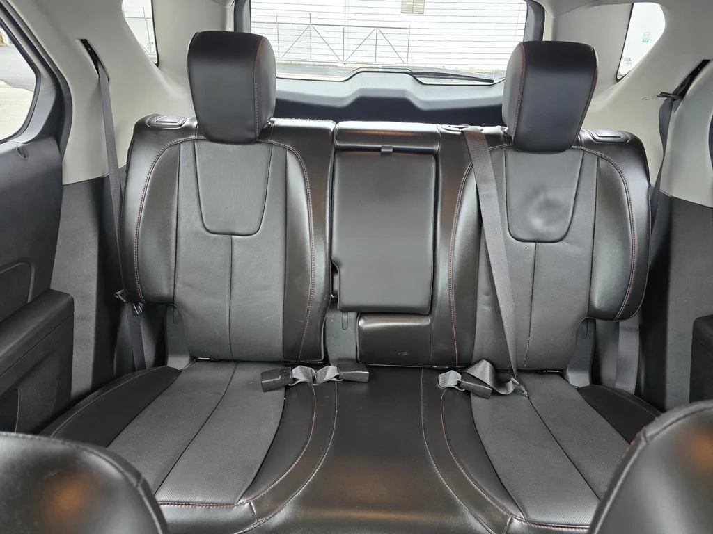 Used 2016 MOSAIC BLACK METALLIC Chevrolet LTZ image 18