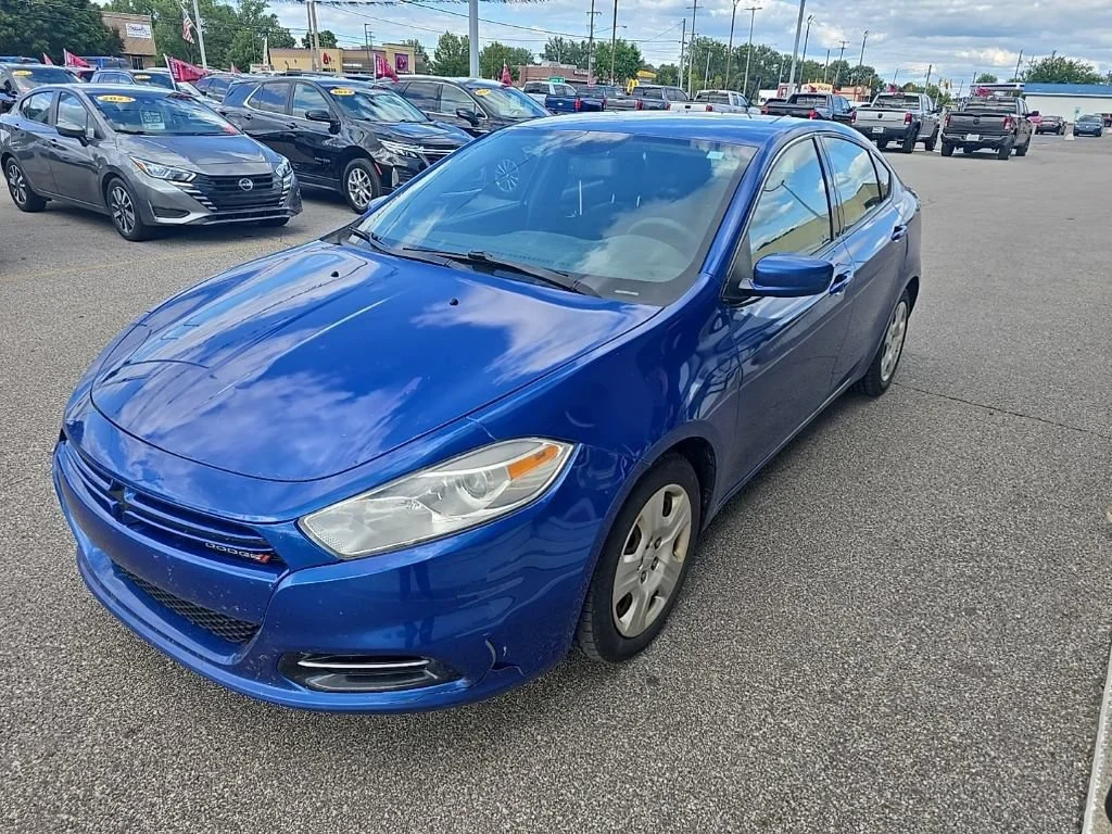 Used 2014 Blue Dodge SE image 1