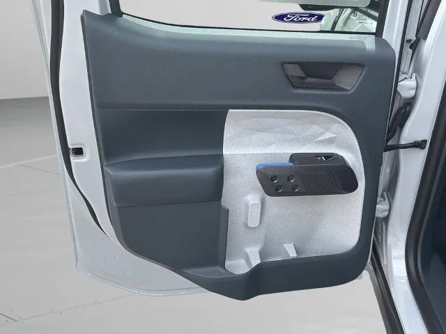 New 2026 Space White Metallic Ford XLT image 26