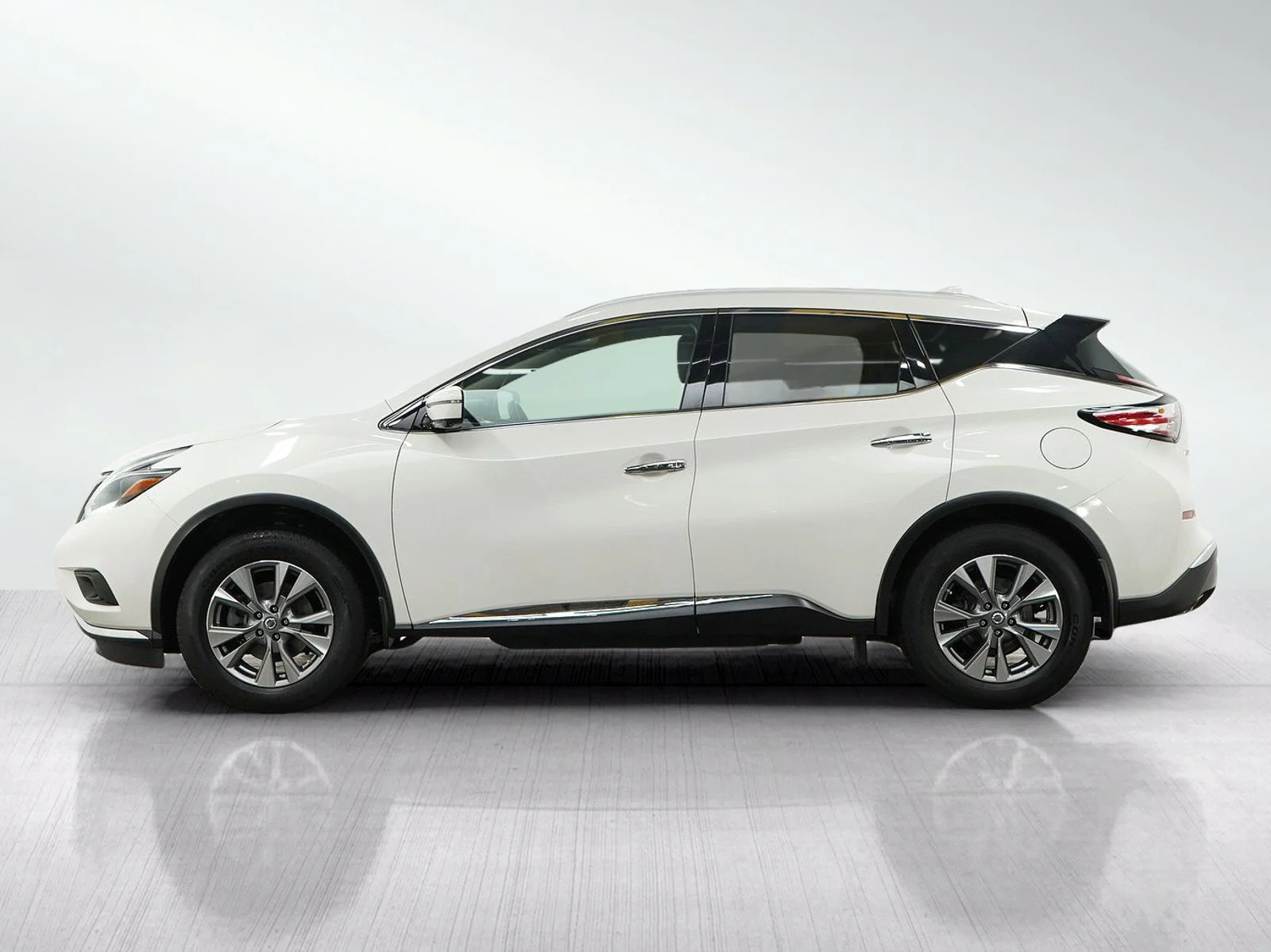 Used 2018 Nissan Murano SL with VIN 5N1AZ2MH9JN142367 for sale in Minneapolis, Minnesota