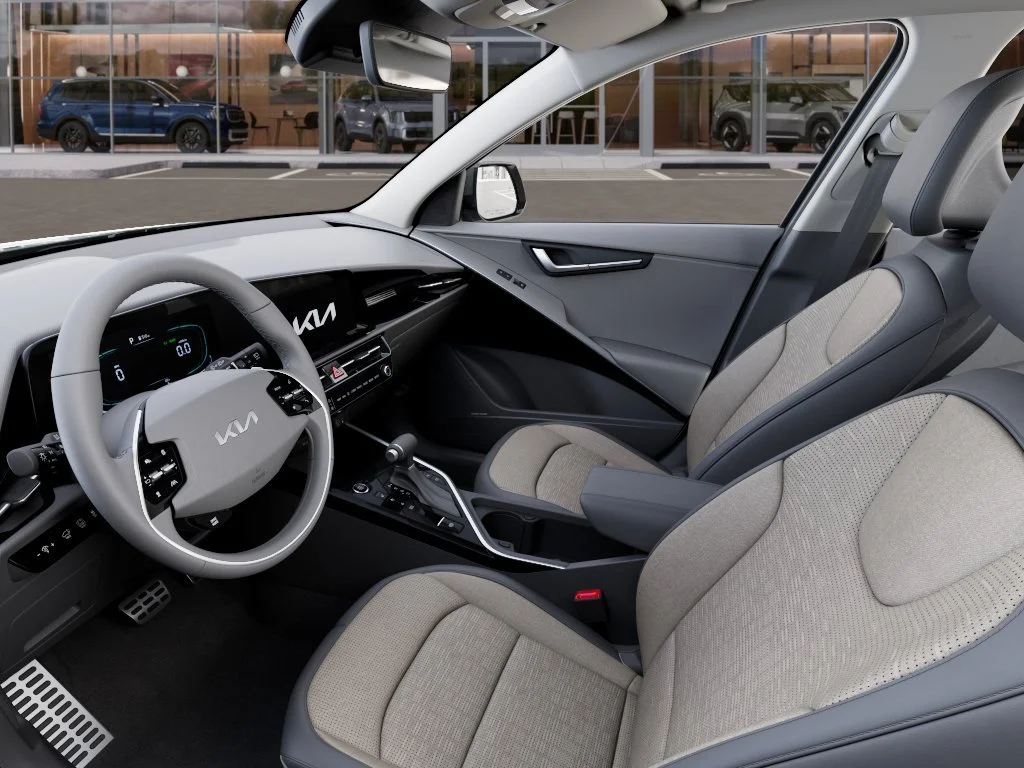 New 2026 Cityscape Green Kia SX Touring image 17